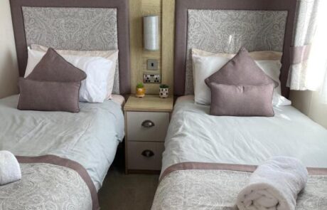 Seven Bays Holiday Home, Padstow - Twin Room
